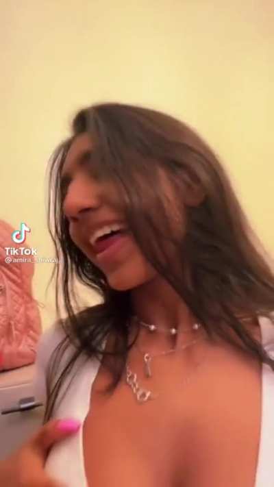 amira_shiwraj