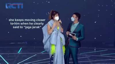 Lagi terbang, disuruh nge-MC