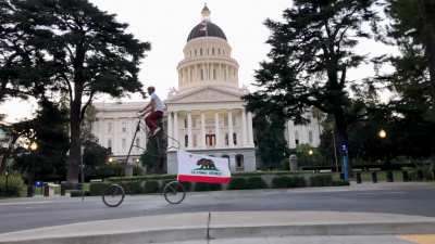 This guy just commuting to work in Sacramento.