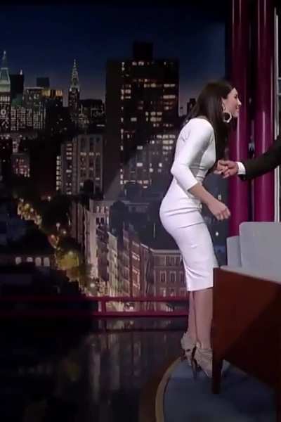 Jessica Biel's ass is un-bi<wbr>el-ie<wbr>vable
