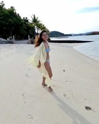 Anne Curtis
