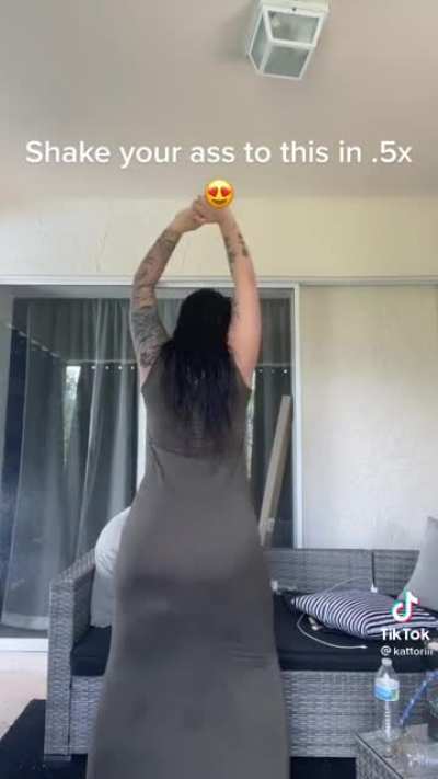 👀