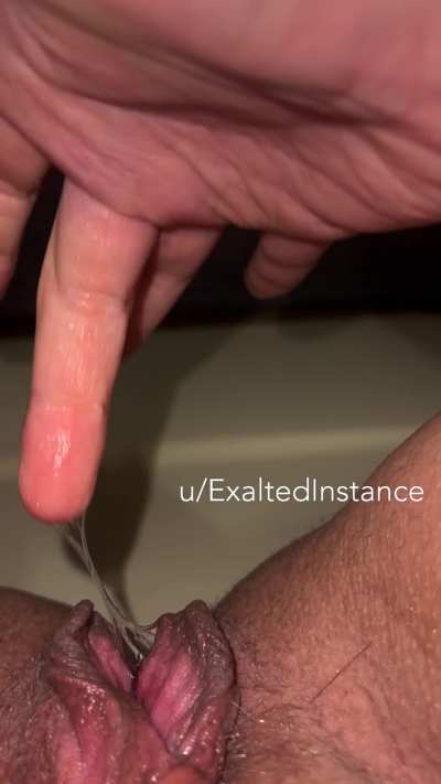 My pussy is telling me it needs some cock, and not my husband’s 💋 