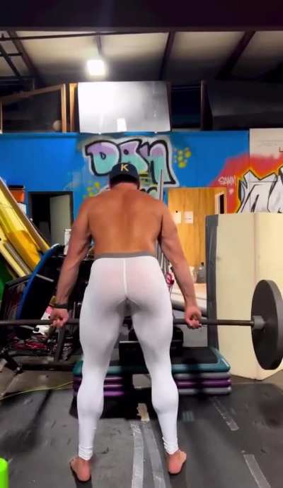 gay🏋️irl