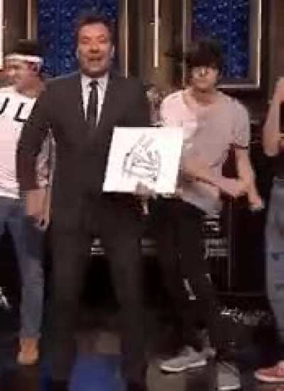 Everybody's swinging their hips