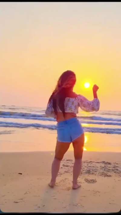 Sexy cheeks 🍑