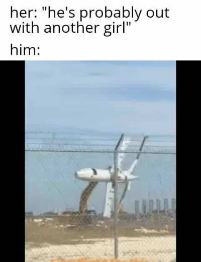 Here comes the airplane