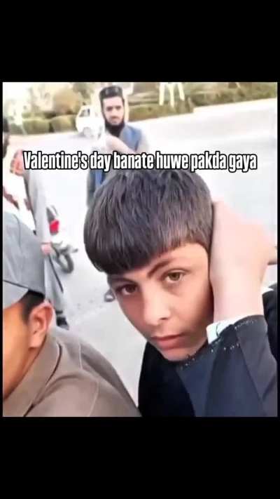 Kya yaar Valentine's day bhi nhi banane dete