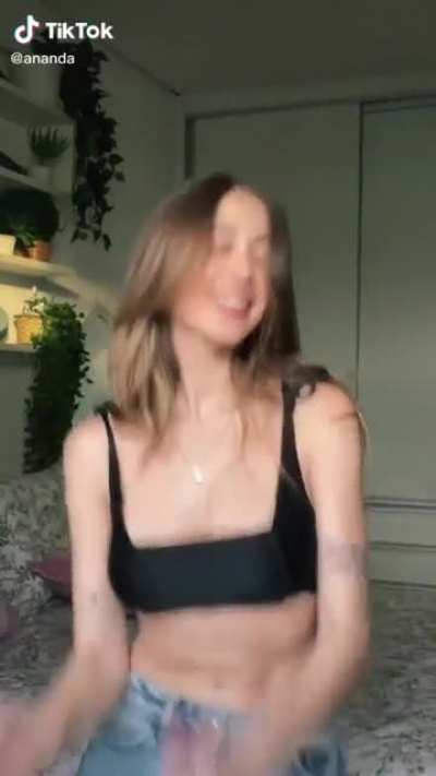 Ananda sabe Provocar