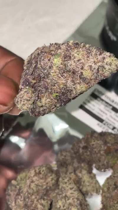 2.5 gram  blunt of permanent marker