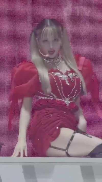So sexy🔥<wbr>🔥🔥