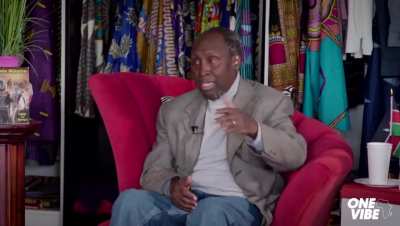 Ngũgĩ wa Thiong'o on language - 