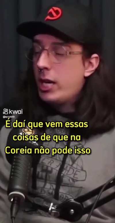 Comunista  ð