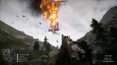 Blimp descends in Battlefield. (Audio Optional)