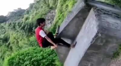 Imagine stubbing your toe at full-speed.