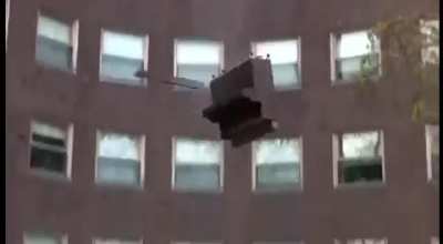 Piano drop