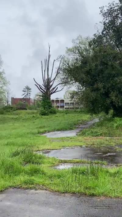 What a spooky place 