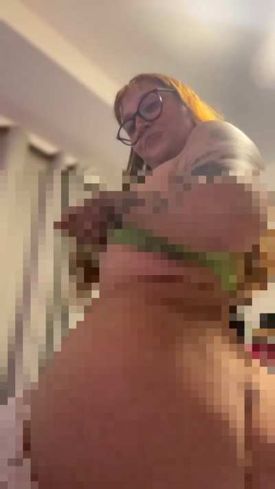 Melting your brain with my perfect censored body 🥵💦 U pathetic beta slut… my pixels own you 🤭