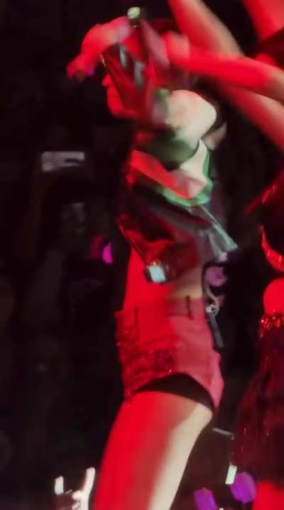 Jennie butt 🍑