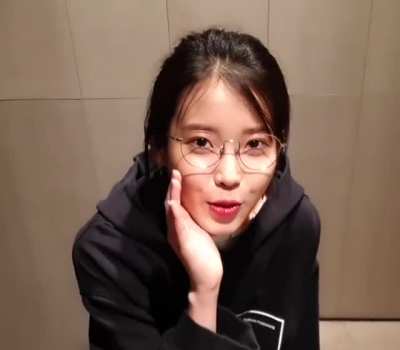IU