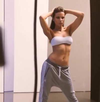 Kate Beckinscale,