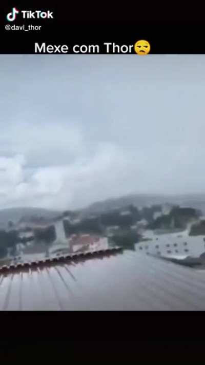 Não mexe com o Thor se não......
