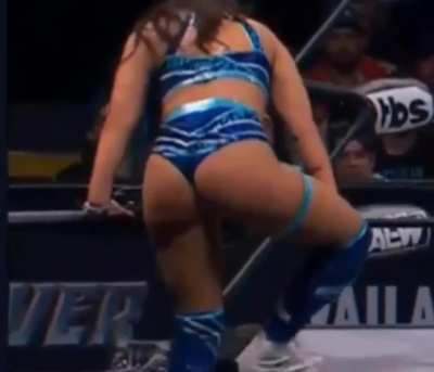 Skye Blue 😈🍑🍑