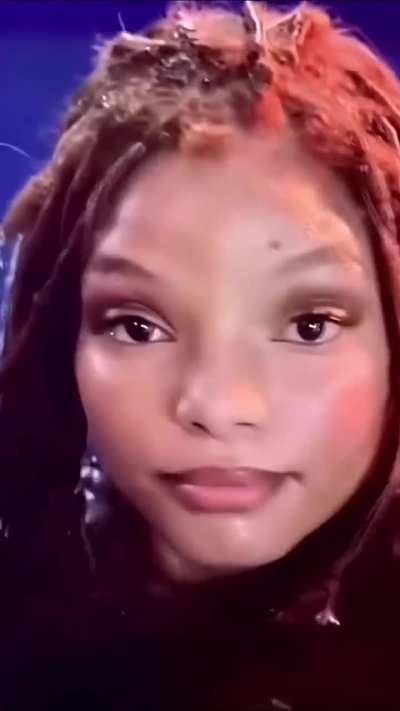 Halle Bailey 