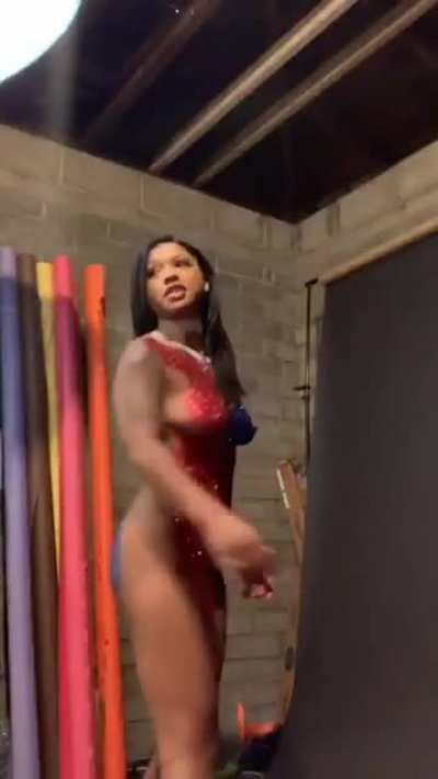 @Lmys_ - Lyric Smith