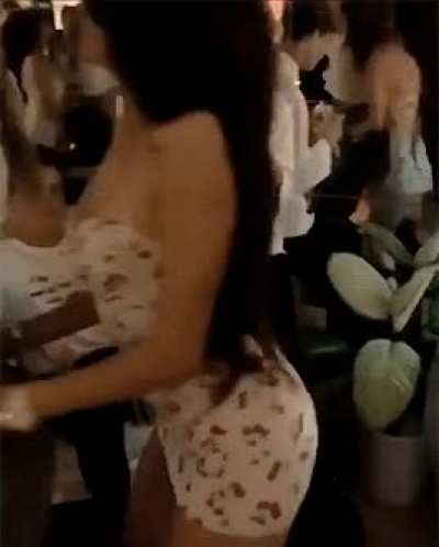 Madison beer throwing ass