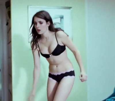 Emma Roberts