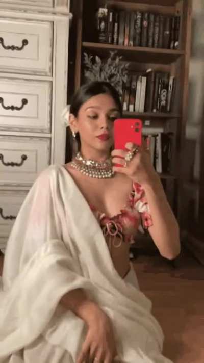 Desi women : Successfully colonized by Persian, Portuguese, French, Espana, Moghul and the British Men. Their thirst for white cock is unreal.