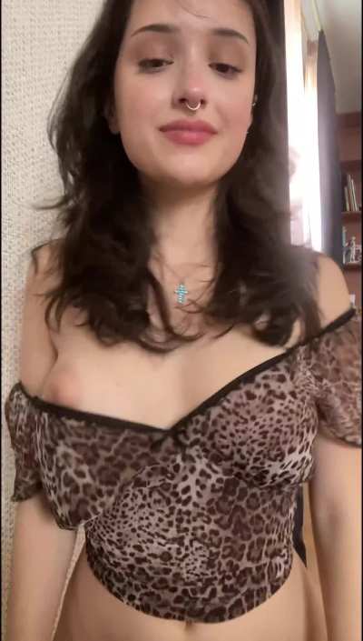 Hope you like my natural bouncing tits