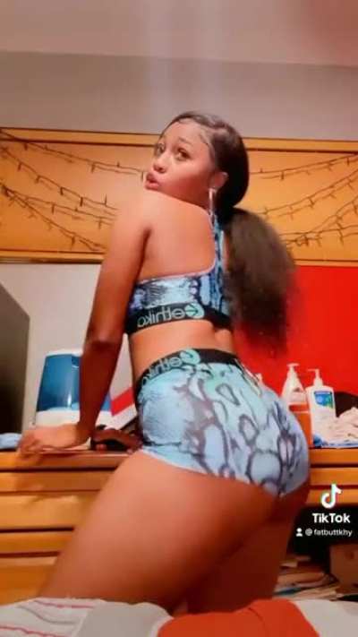 Fatbuttkhy