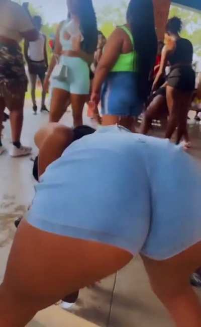 🍑