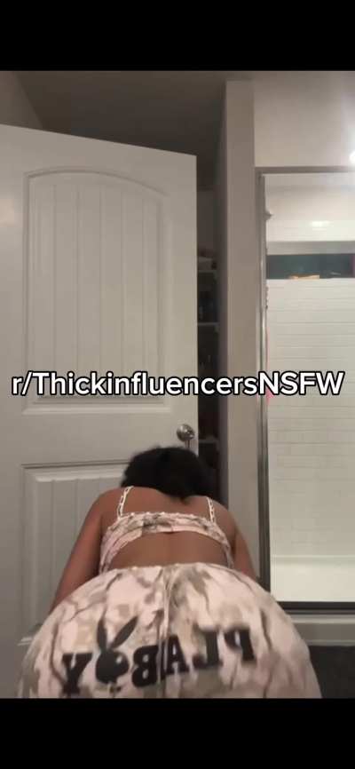 Aya tanjali 🍑🤯