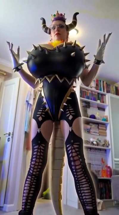 Bowsette cosplay giantess and breast growth