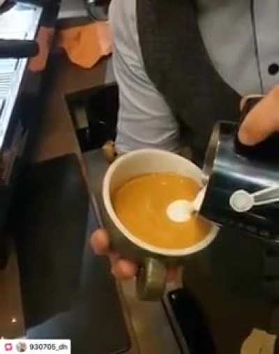 A very milky Latte art