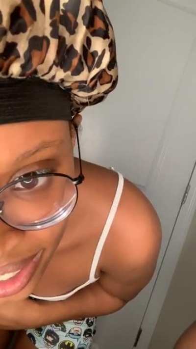 🤓