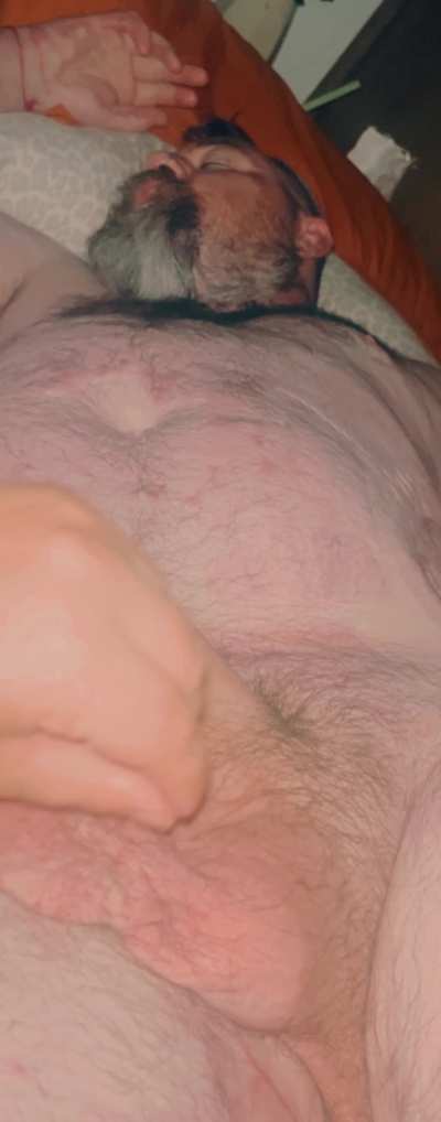 I love Playing with and sucking on daddy’s cock is the morning to wake him 🍑🍌💦 F24 M51