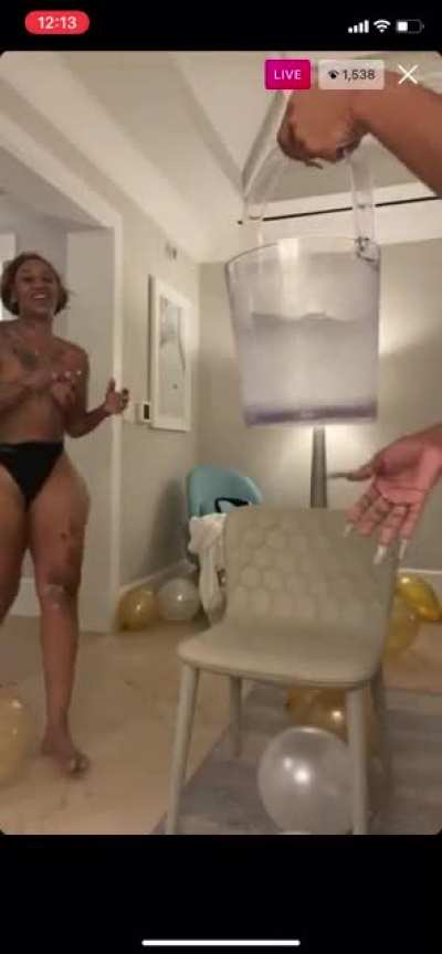 r/Ch3<wbr>rok33<wbr>_Badd Lounge
