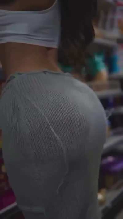 Big Booty Latina Ass Clapping In The Store 😮‍💨🍑👏<wbr>🏽