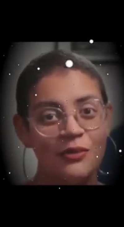 ela vai subir...