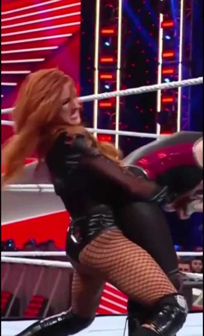 Becky Lynch trying power Nikki Cross
