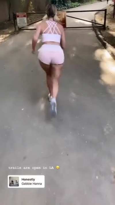 Shaking ass