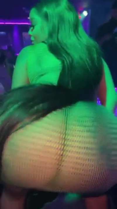 🍑