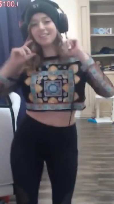 The waist, the hips, the legs. everything about poki is perfe<wbr>cttt❤<wbr>️