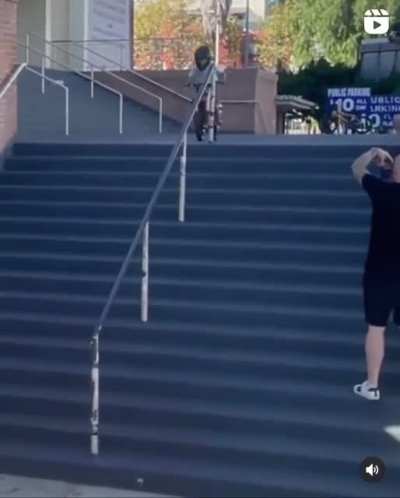 HMRB while I show this 16 stair who’s boss