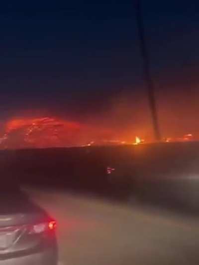 A MASSIVE FIRE HAS BROKEN OUT IN HOUSTON TEXAS.