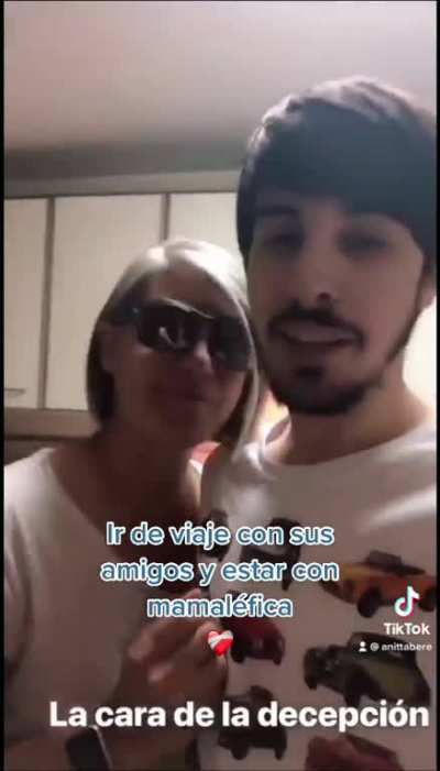 Un Tik Tok que hice sobre Alex ✨
